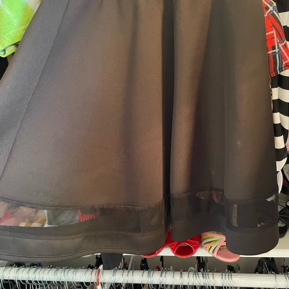 Black skirt with sheer striped size small - Picture 2 of 2